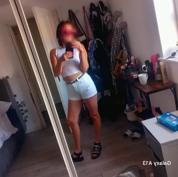 Alena, 39
