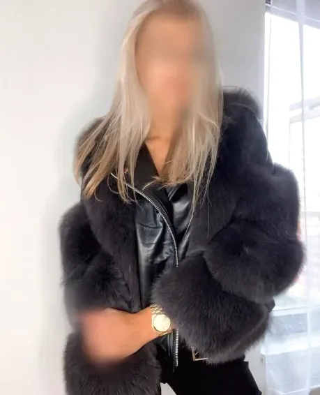 Alina, 28