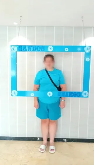 Amira, 35