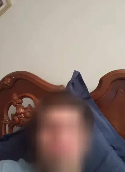 Elena, 24
