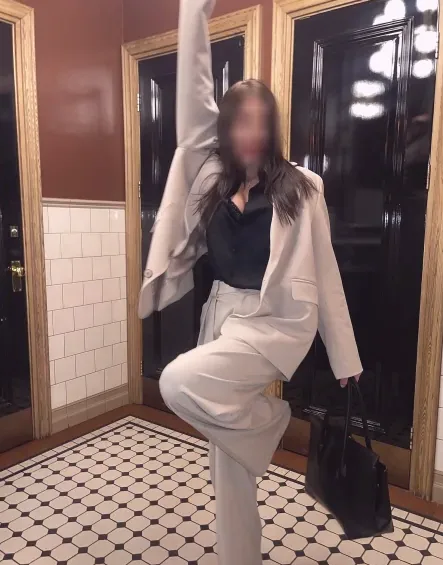 Hannah, 29