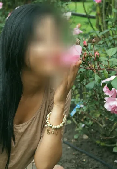 Hannah, 32