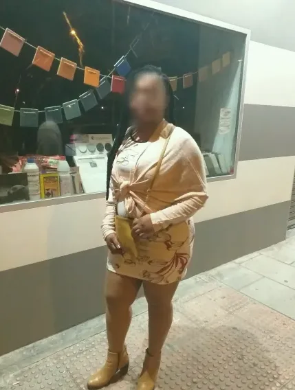 Jasmin, 25