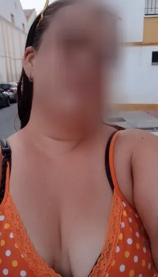 Lotta, 24