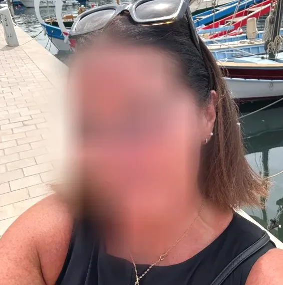 Marlene, 32
