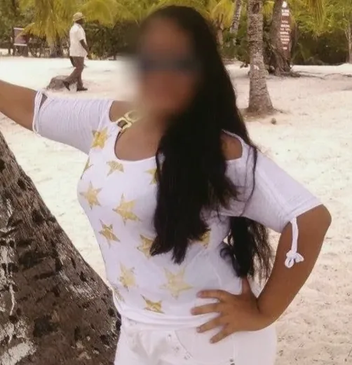 Melanie, 28