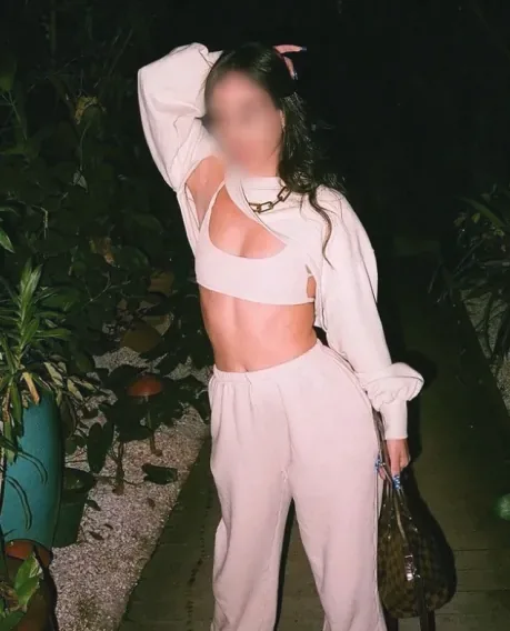 Mira, 19