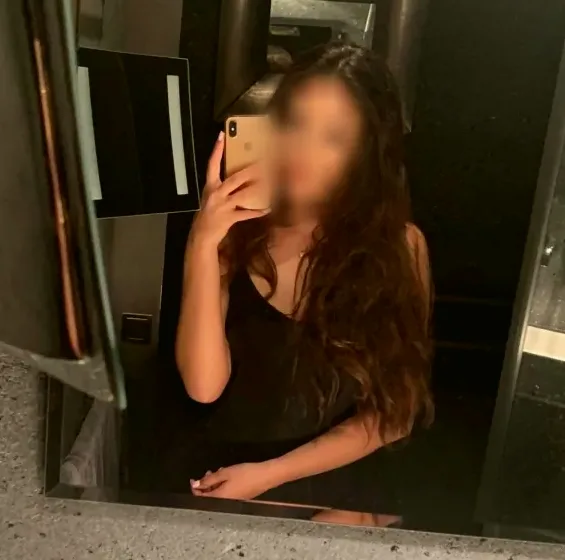 Ramona, 24