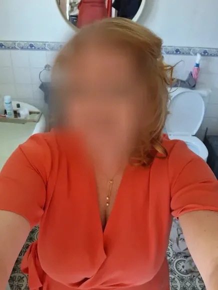 Rebecca, 38