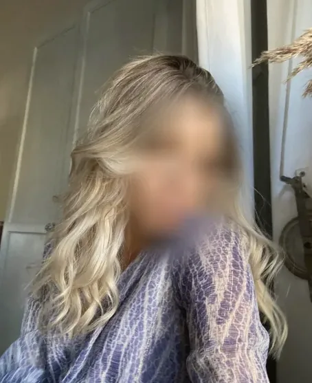 Sarah, 20