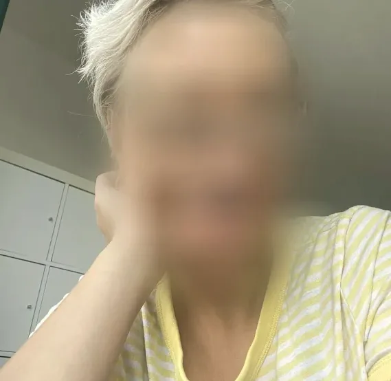 Selina, 29