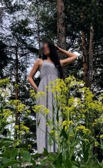 Vanessa, 36