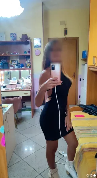 Yasmin, 34