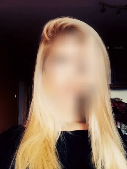 Yvonne, 28